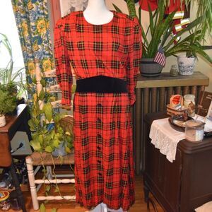 Vintage 80s LG Star Red Black Plaid Shirt Dress Velvet Trim Buttons Size Large
